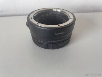 Canon EOS R s příslušenstvím (EF-RF adaptér) - 5
