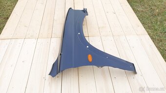 Mitsubihi Pajero Sport – Blatník pravý přední modrý - 5