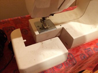 Šicí stroj Privileg 1438 - 5