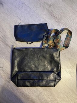 Krásná nová černá kabelka - 5