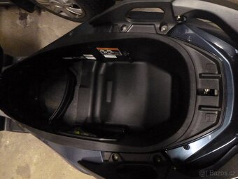 Honda Forza 300 - 5