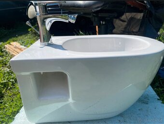 Závěsný bidet - 5
