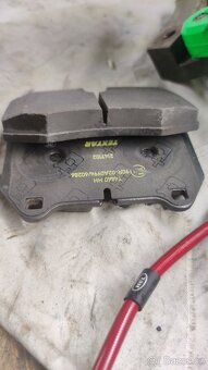 Brzdový kit Brembo 4píst - 5