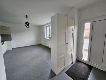 Prodej domu se dvěma samostatnými byty, 145m2, Uherský Ostro - 5