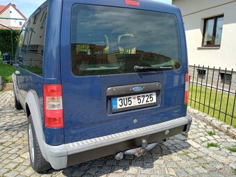 Ford Tourneo Connect 1.8i 85kw Benzín // TAŽNÉ // - 5