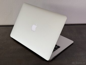 MacBook Air 13" 2017 128GB / 8GB / i5 - DPH - 5