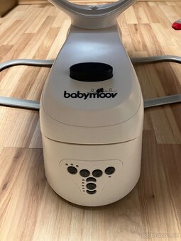 Houpadlo BABYMOOV - automatická houpačka - 5
