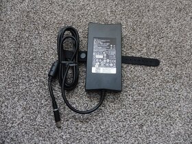 Nabíječka Dell - 5