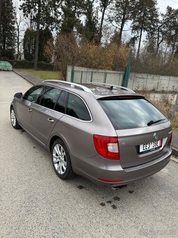 Škoda Superb - 5