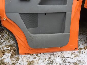 Vw T5 přední dveře - 5