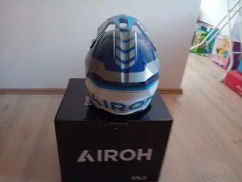 Airoh přilba - 5