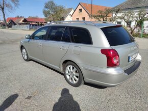 Toyota Avensis T25 2007 - 5