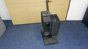 16mm filmová promítačka KODASCOPE MODEL EE - 5