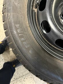 ŠKODA OCTAVIA I Nové zimní kolo 15" pouze 3ks - 5