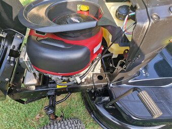 Zahradni traktor Partner P11577RB( Husqvarna) - 5