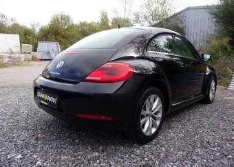Volkswagen Beetle 1.6TDi 77kW DESIGN FENDER NAVI nafta - 5