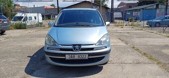 Peugeot 807 2.2 94kw 7 míst - 5