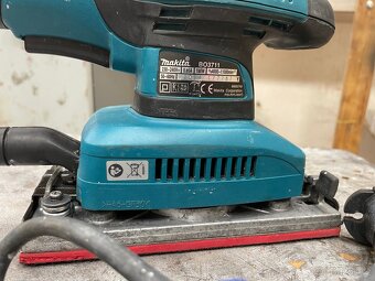 Vibrační bruska Makita BO3711 - 5