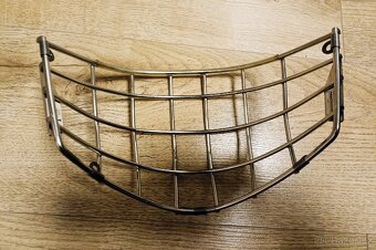 Brankářský koš, mříž na masku - 5