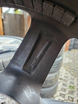 BMW 5x120 R17 Platin 225/45 zimné pneu - 5