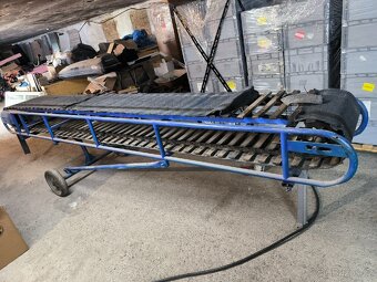 Kolečkový dopravníkový pás na kartony - 5