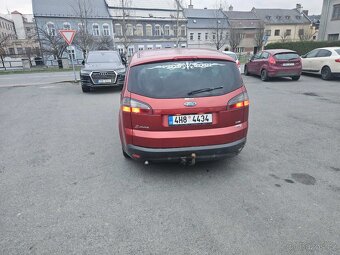 Ford s-max 2.0tdci 103kw  7 míst - 5