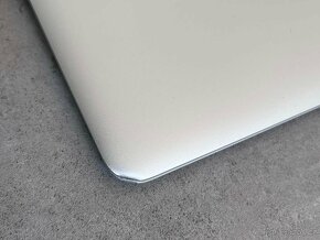 Apple Macbook Air 13” 2017 - A1466 - 5