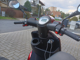 Elektrická čtyřkolka SELVO 41000Li, seniorský vozík - 5