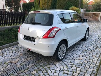 Suzuki Swift 1,3 i 69 KW Club 4x4 Bez koroze. - 5