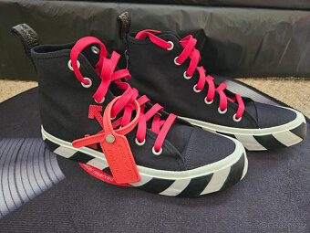 OFF-WHITE Vulcanized Canavas Blac Red (Virgil Abloh) NOVÉ - 5