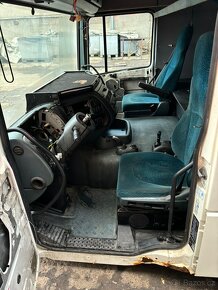 Kabina DAF 95XF bílá se střešním spojlerem - 5