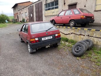 Prodám Škoda favorit a 2x škoda forman - 5