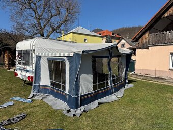 Karavan Hobby 400 - 5
