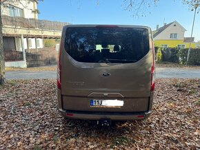 Ford Tourneo Custom - 5