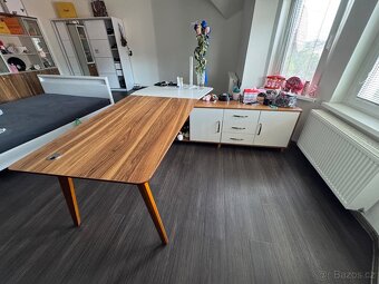 Kancelářský nábytek - 5