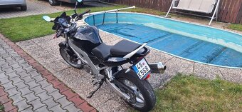 Suzuki SV650 K3 - 5