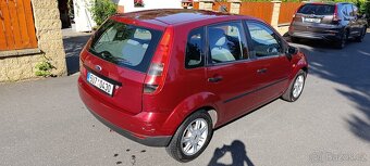 Ford fiesta - 5