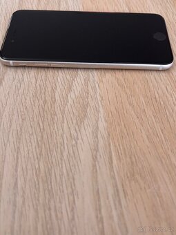 iPhone SE 2022 - 5