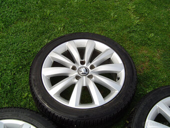 4XZIMNÍ HLINÍKOVÁ KOLA ŠKODA OCTAVIA II, III 225/45 R17..TOP - 5