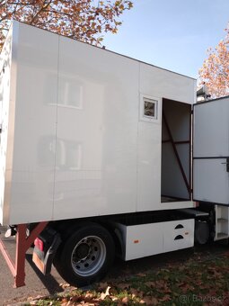 Obytná nástavba na tahače - 5