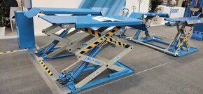 Mobilní nůžkový zvedák zdvih 3000 kg/110 cm - 5