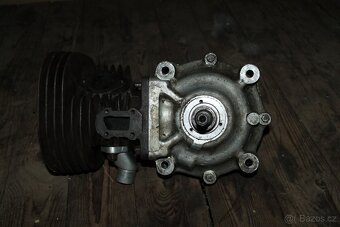 Jawa Special motor + kolena - 5