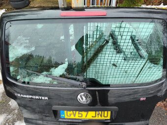 VW T5 Transportér - víko kufru, páté dveře černé - 5