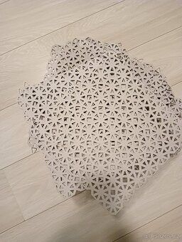 IKEA venkovní podlahová krytina, světle šedá 2,9m - 5