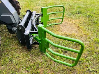 kleště na balíky pro manipulátor - 5