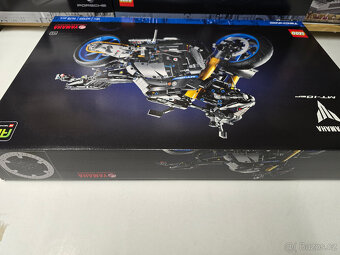 LEGO® Technic 42159 Yamaha MT-10 SP + box - 5