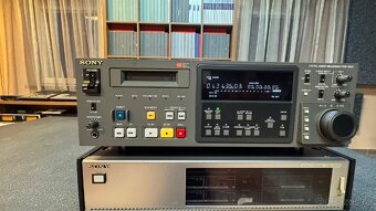 SONY PCM 7040 TOP STAV - 5