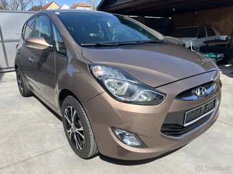 HYUNDAI ix20 1.6i 92 KW PDC TEMPOMAT VYHŘ.SEDADLA 2xALU KOLA - 5