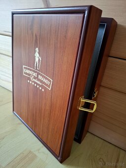 Karpatské Brandy Exclusive 40% 0,7l Nové dřevěný box - 5