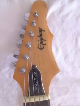 Pěkná starší Elektrická Kytara Epiphone - Model S 210 / VS - 5